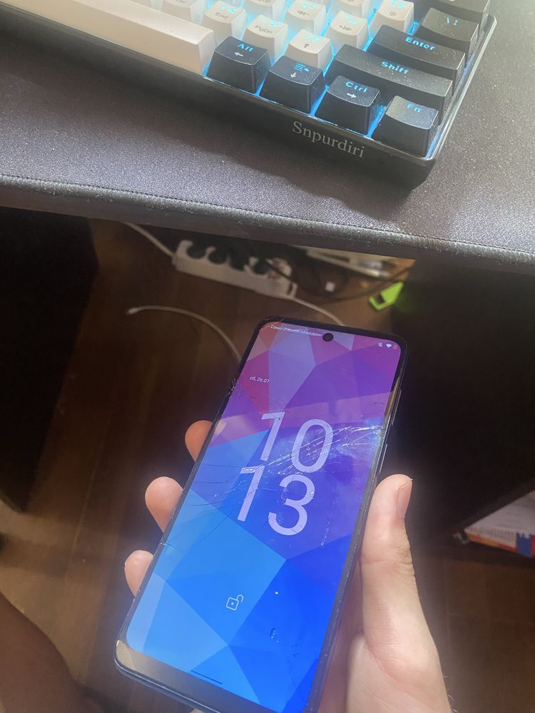 Телефон Motorola G22
