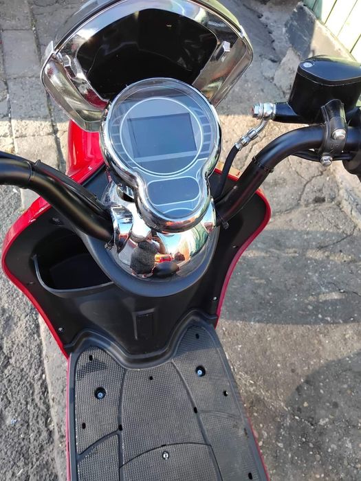 Vand trotinetă electrică 2 locuri