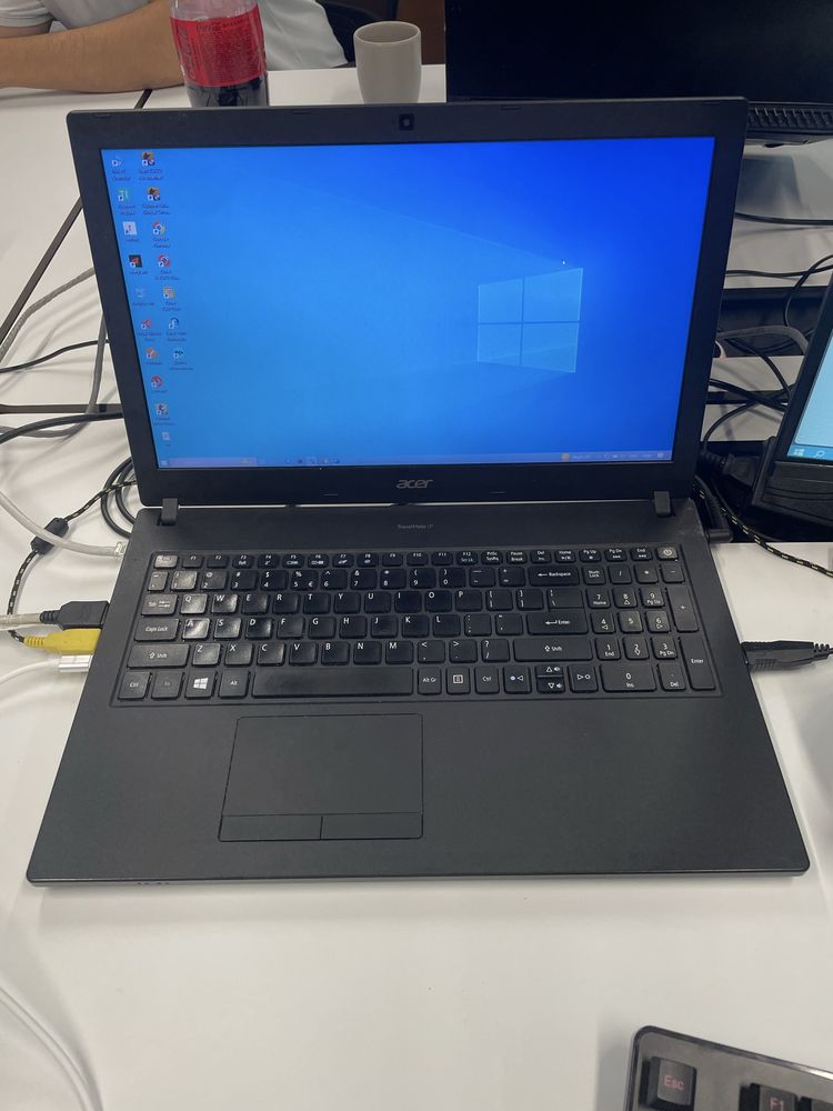 Acer TravelMate P