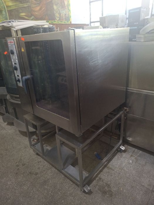Конвектомат RATIONAL газ 20 тави