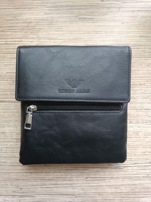 Сумка кожаная Giorgio Armani