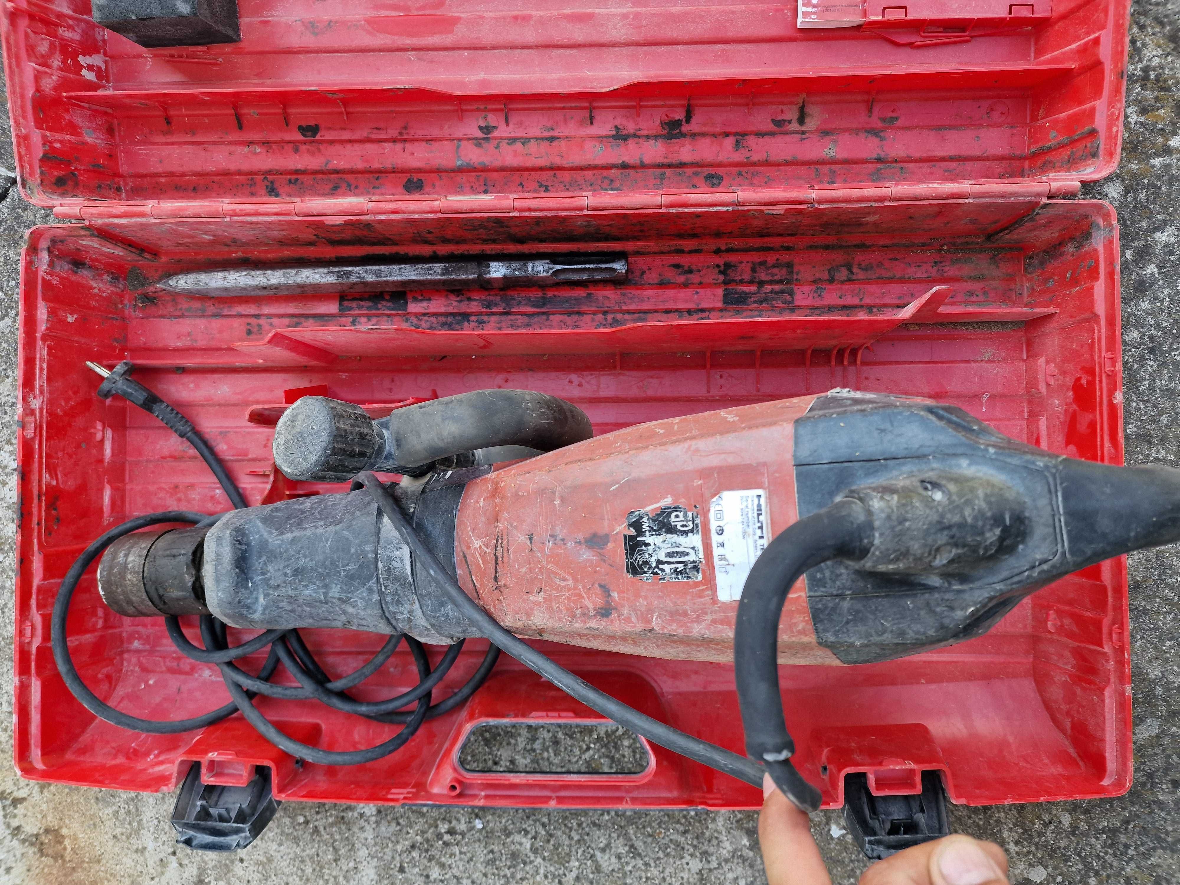 Къртач Hilti TE 1000 AVR