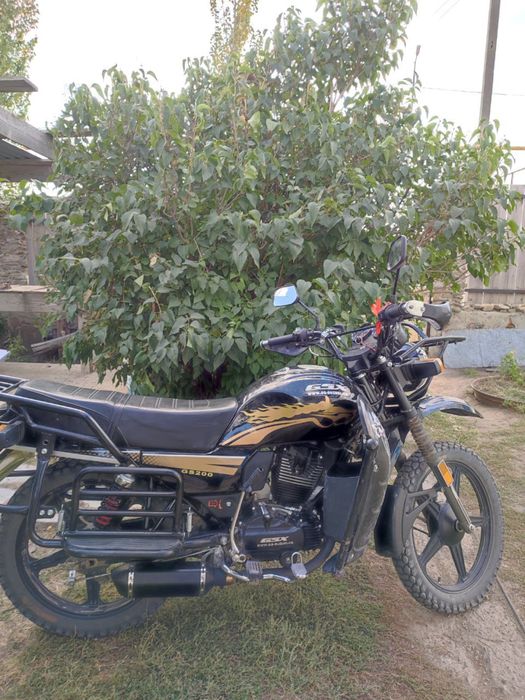 Мотоцикл gsx 200