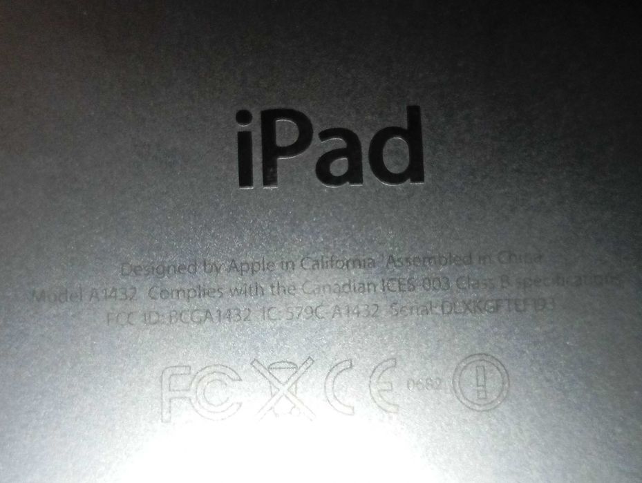 iPad модел -1432 за части