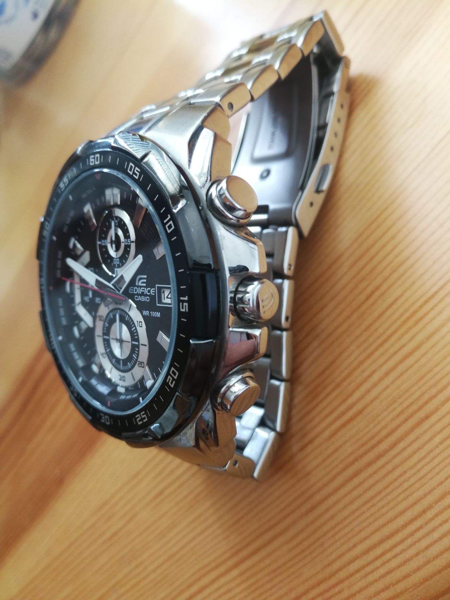 Casio edifice като нов