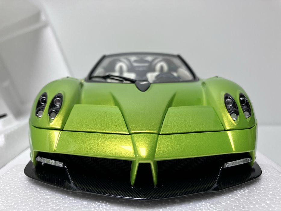 macheta auto Pagani Huayra roadster verde firenze 1/18 AUTOart