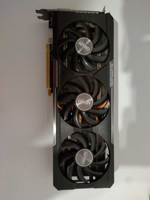 Placa video shappire R9 Nitro 8GB