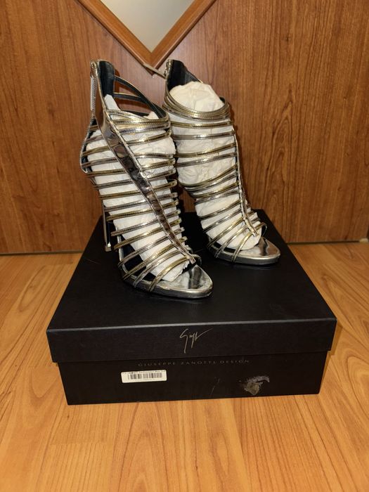 Sandale Giuseppe Zanotti