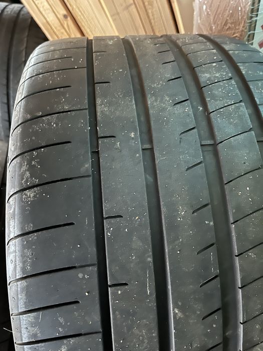 Goodyear 305 30 21 dot18