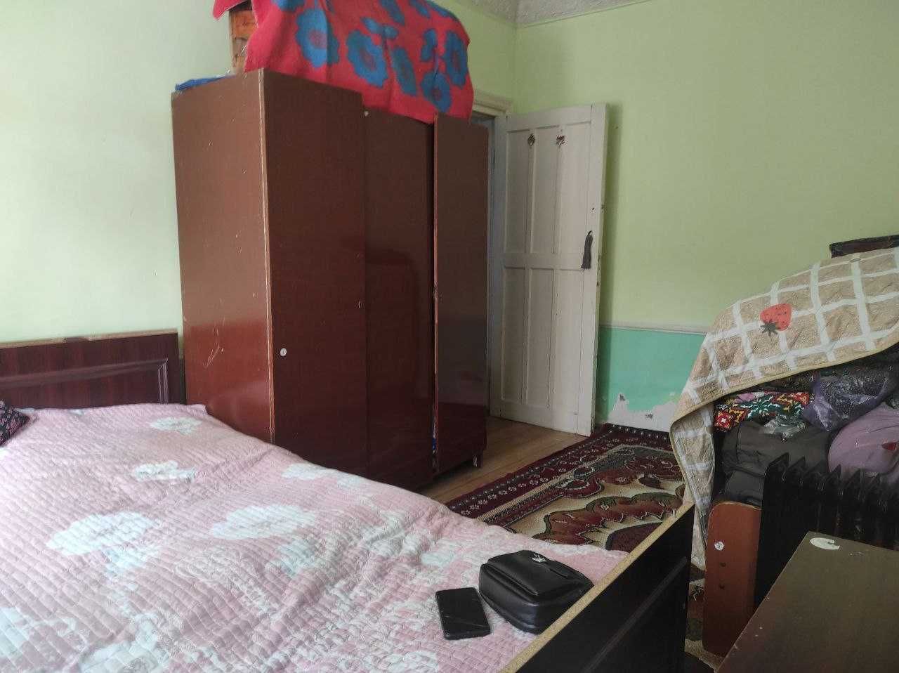 дом сотилади срочно