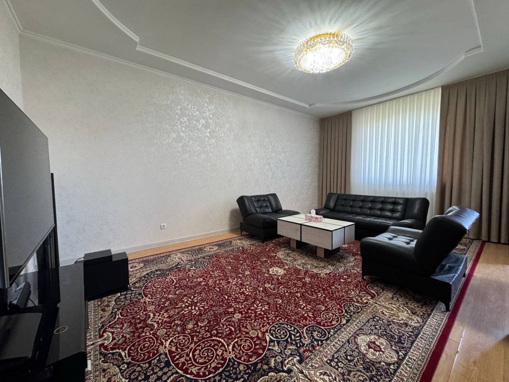 Продается 3 х ком ташкент сити метро Алишер навоий U