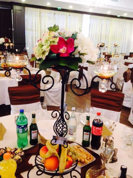 Suport pahare sampanie mobil (pe roti), sfesnice, vaze clepsidra