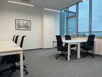 Самостоятелно офис пространство за 5 души в Regus Porsche Center
