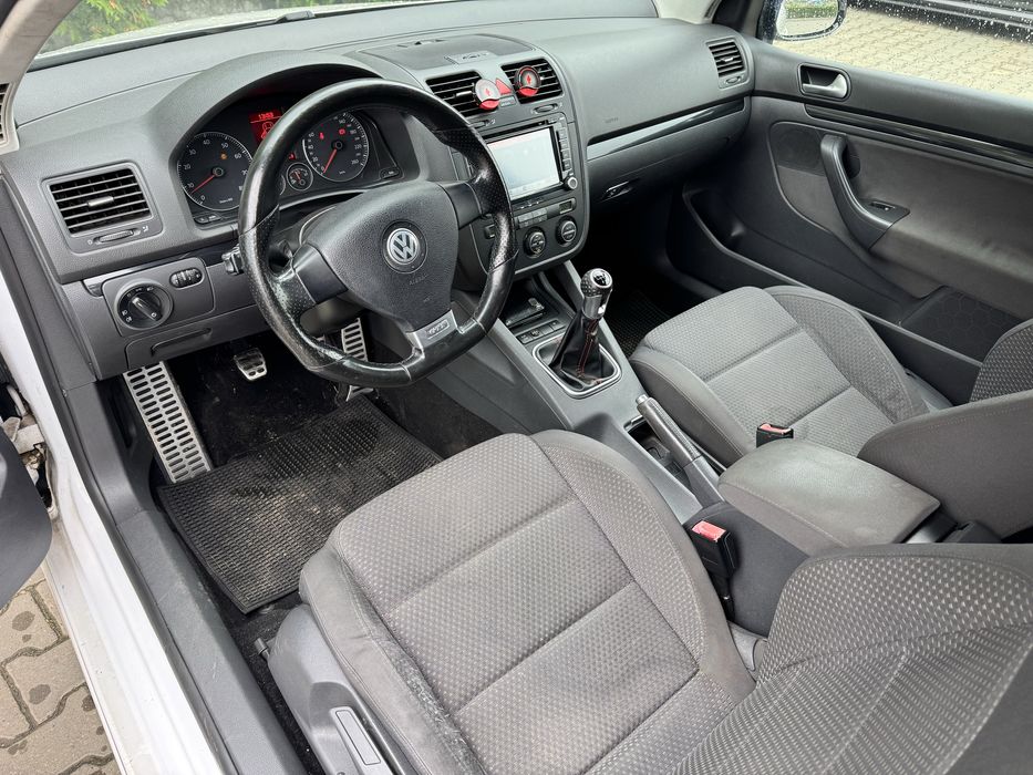 Vand VW Golf 5 GT