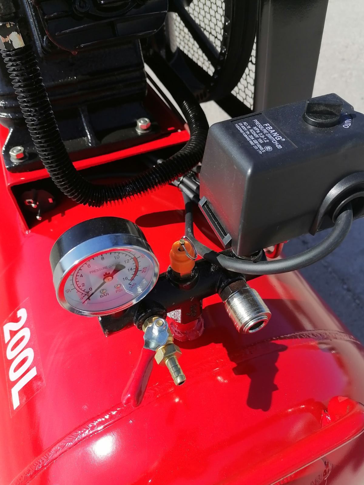 Компресор за въздух Vion Italy compressor 200 литра