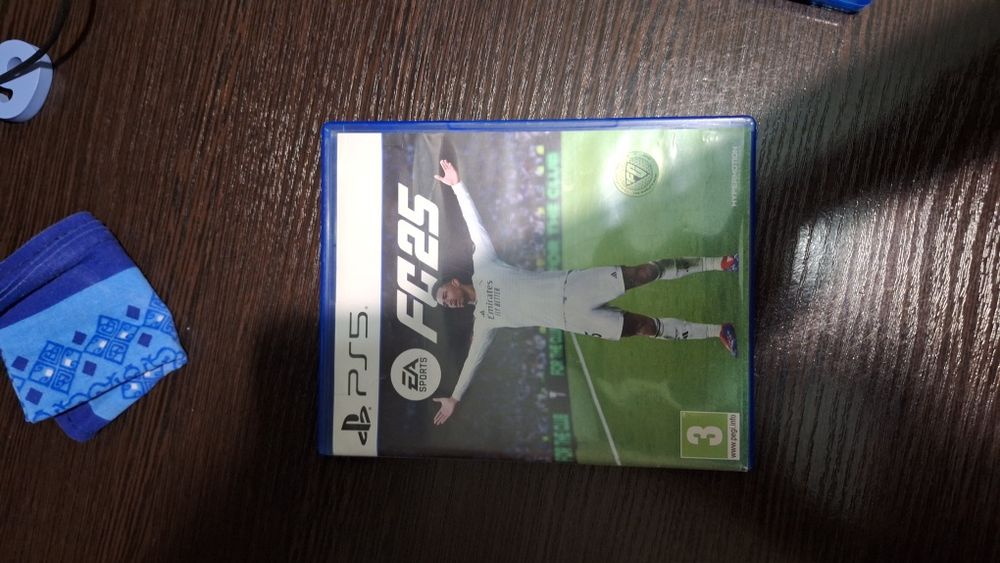 Продам диск фк 25 для пс5