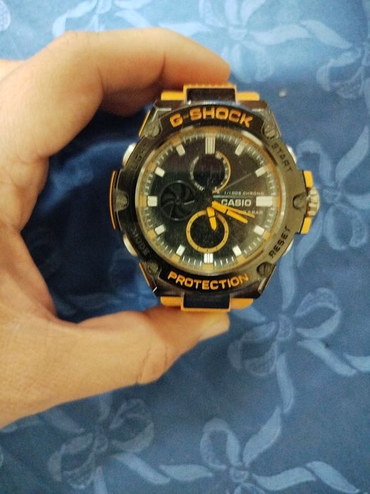 Продам  часы Gshock