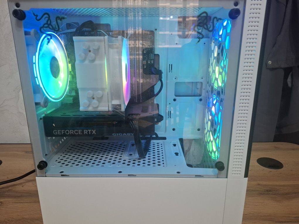 Почти новый i5 13400F RTX 5060 32GB