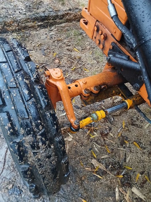 Tractor u 650 cu incarcator