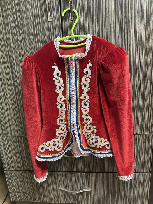 Продам костюм русский