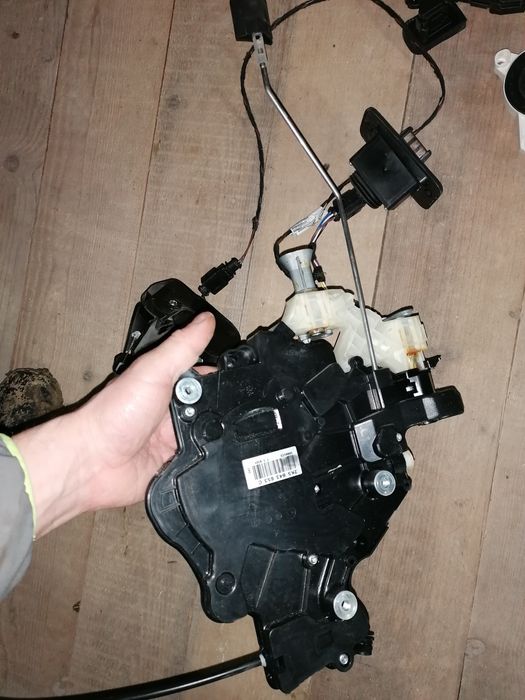 Vw caddy maxi life elemente portiera