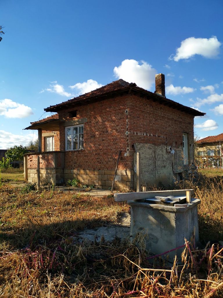 Продава се Къща в с. Козаревец, Област Велико Търново - 80 кв.м за 563 €/кв.м - Снимка #2