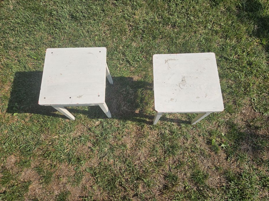 Scaun de lemn  taburete