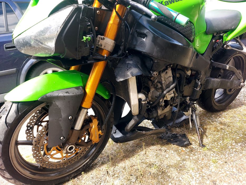 Kawasaki Ninja ZX6-R  636   2005