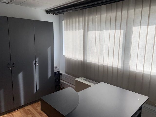 Inchiriez hala, spatii birouri, spatii de depozitare, parcare