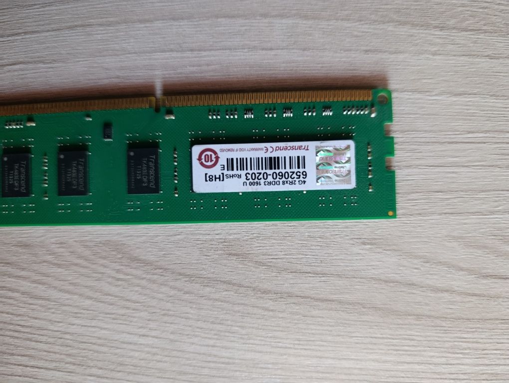 Озу DDR3 каждая по 4гб.