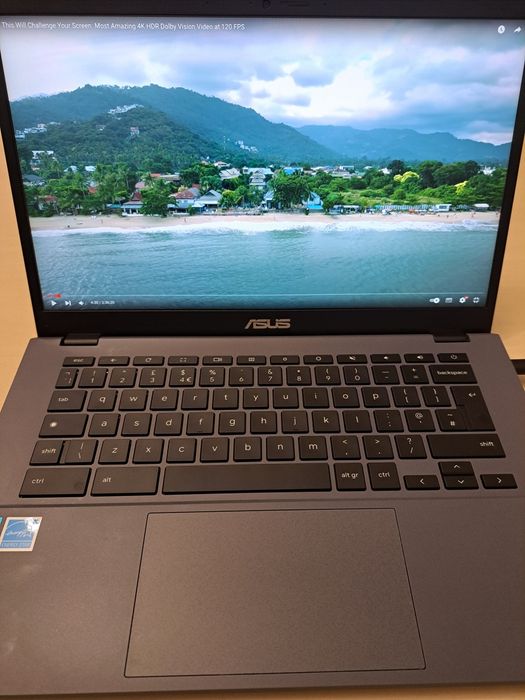 Chromebook Asus plus