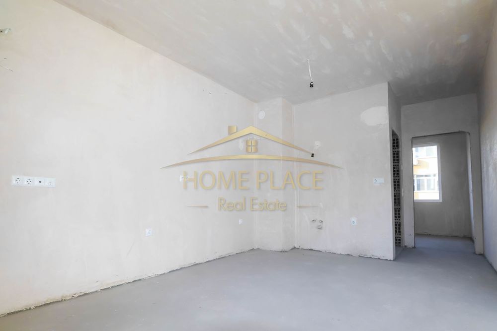 Продава се Многостаен апартамент в Варна, Цветен квартал - 131 кв.м за 1504 €/кв.м - Снимка #2