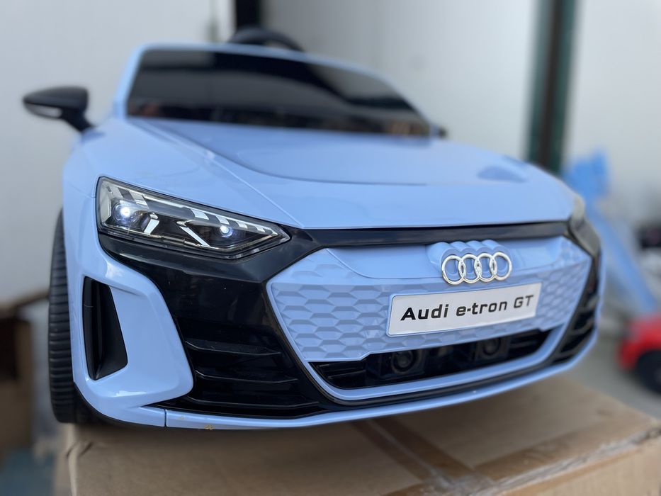 Masinuta electrica copii Audi E-tron GT Blue 70W scaun piele roti eva