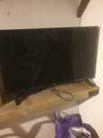 Vând Tv Led perfect functional non smart TV