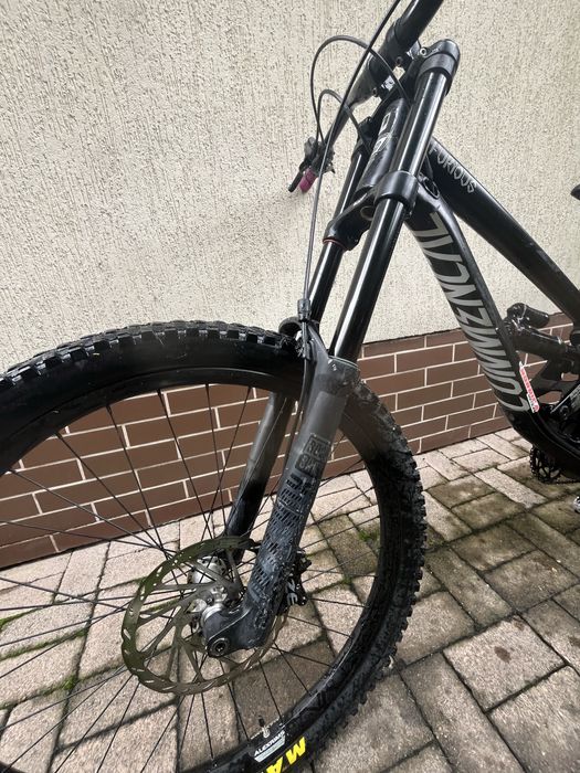 bicicleta downhill commencal fourious 2017