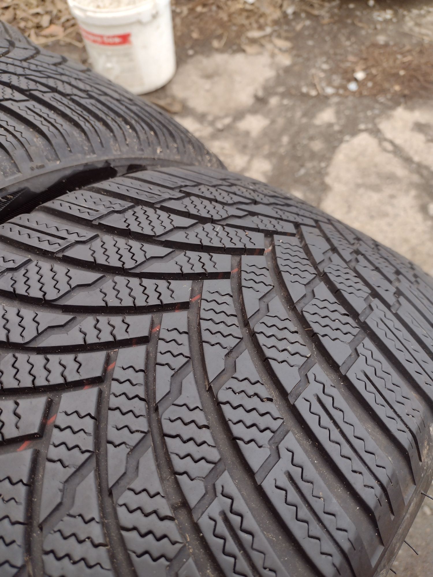 Перфектни 4бр.255/45/19 Firestone dot3922