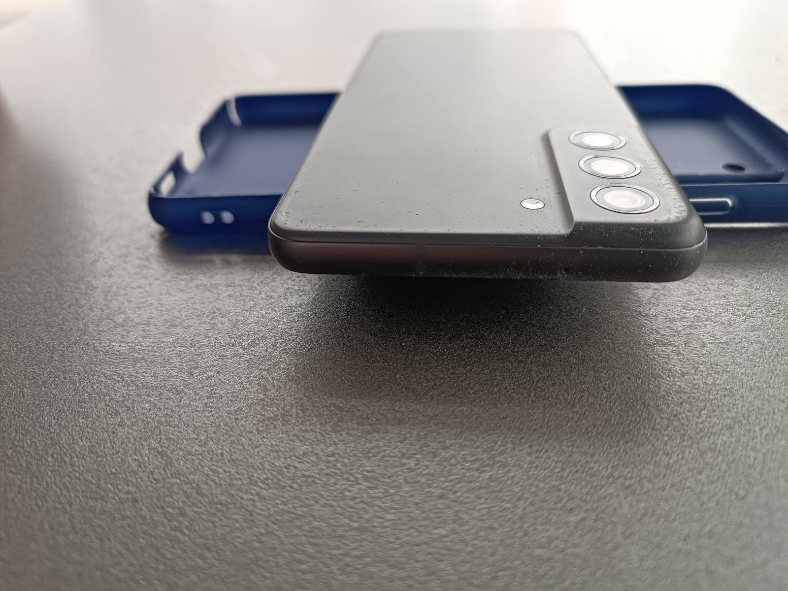Samsung Galaxy S-21 FE  128-GB 6-GB-Ram