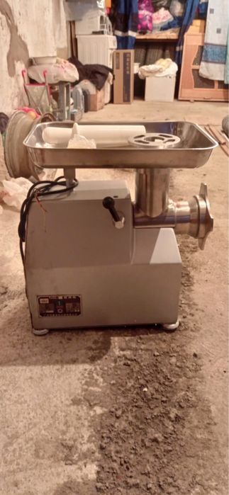 Мясорубка промышленая