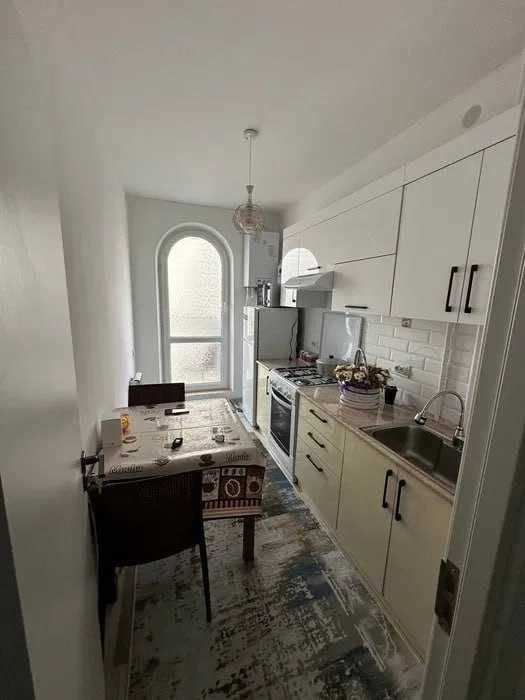 Сдаю кввартиру в аренду Юнусобадский Р-Н Квартал  16 ID02