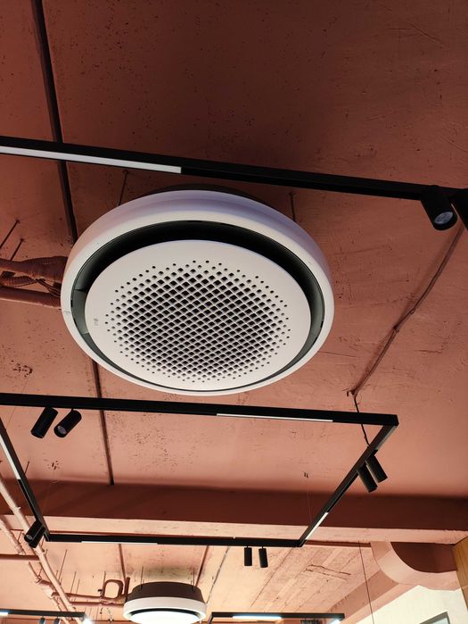 Монтаж систем кондиционирования (VRF, мультисплит систем и чиллеров.).