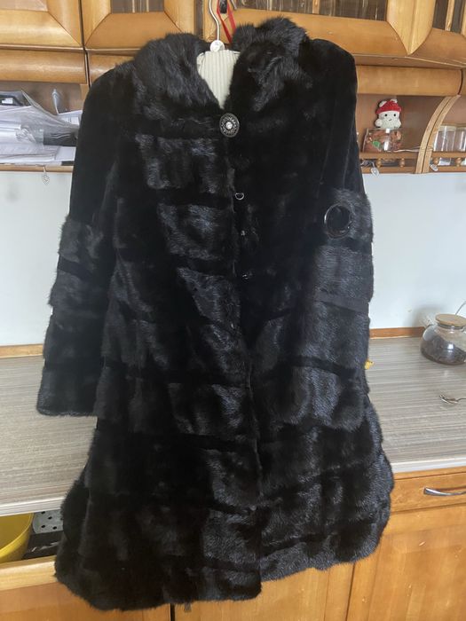 Продам норковую шубу.