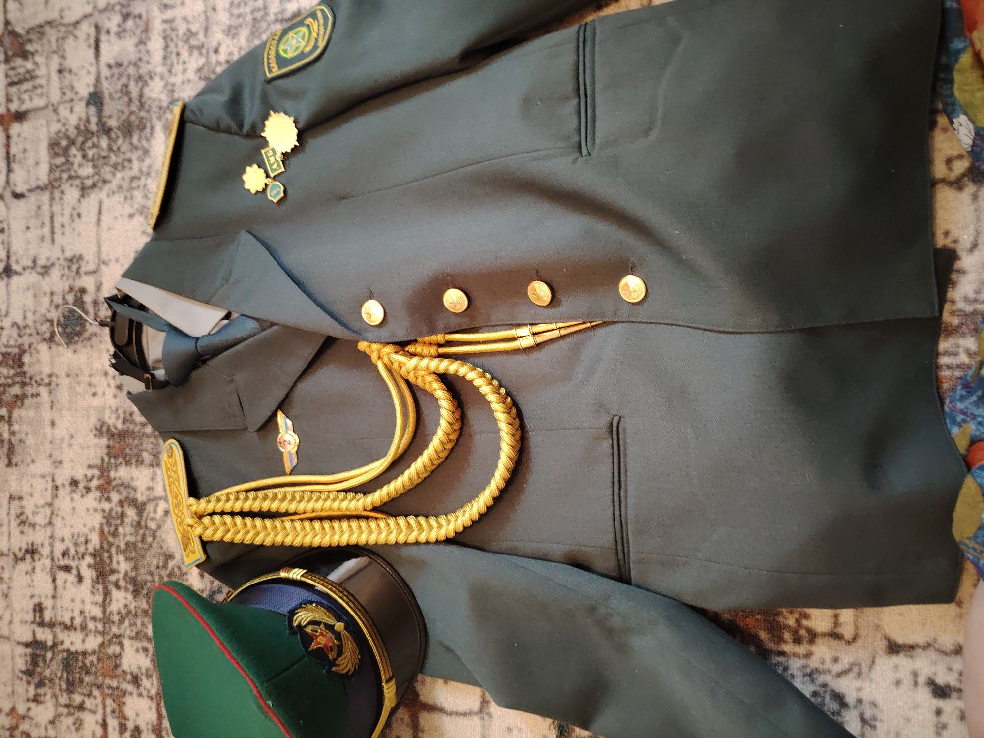 Военная парадная форма