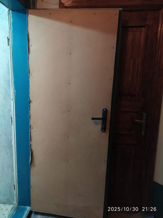 Металлическая входная дверь