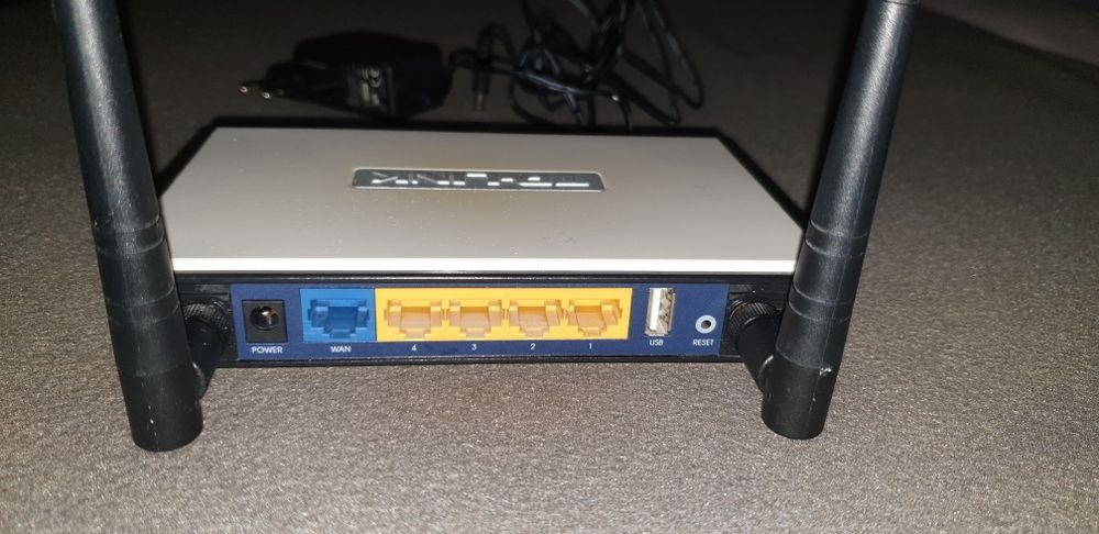 Vand router wifi TP -LINK model TL-MR3420