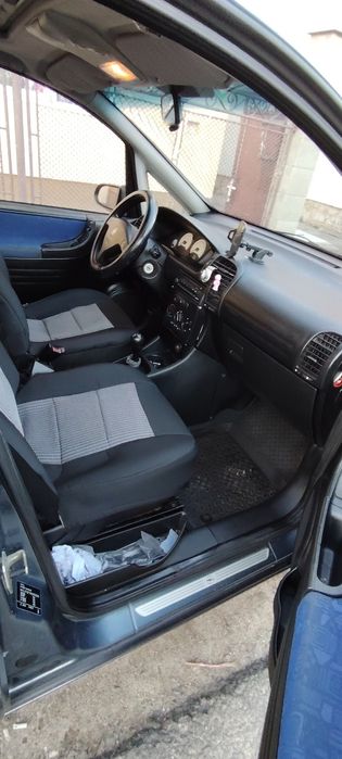 De vânzare Opel Zafira