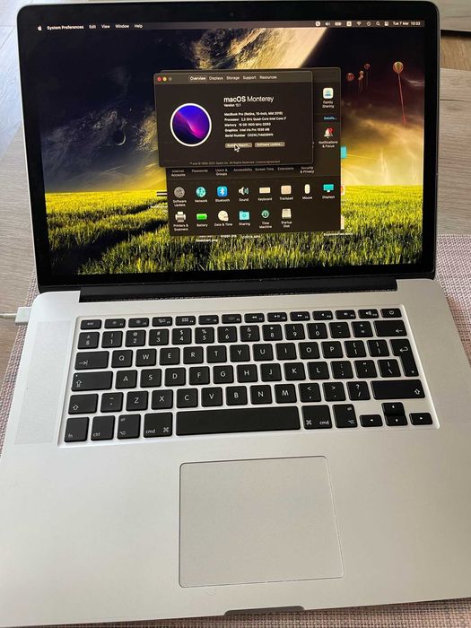 Продавам лаптоп Makbook Pro Retina 15inch mid 2015 - без забележки