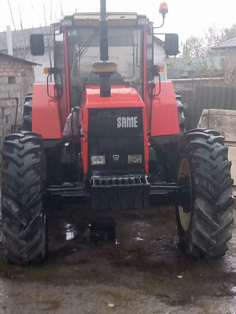 Traktor Same alo xolat