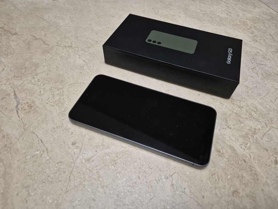 Vand Samsung S23 256GB impecabil la cutie