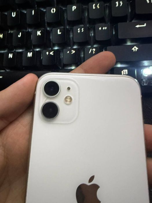 Продаётся iPhone 11