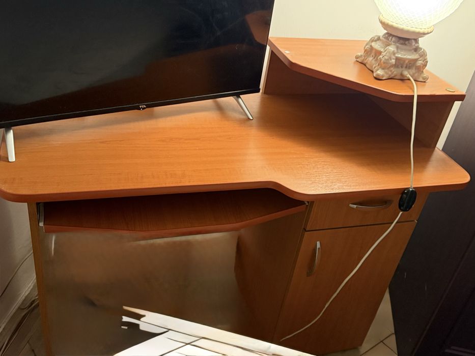 Birou in stare foarte buna